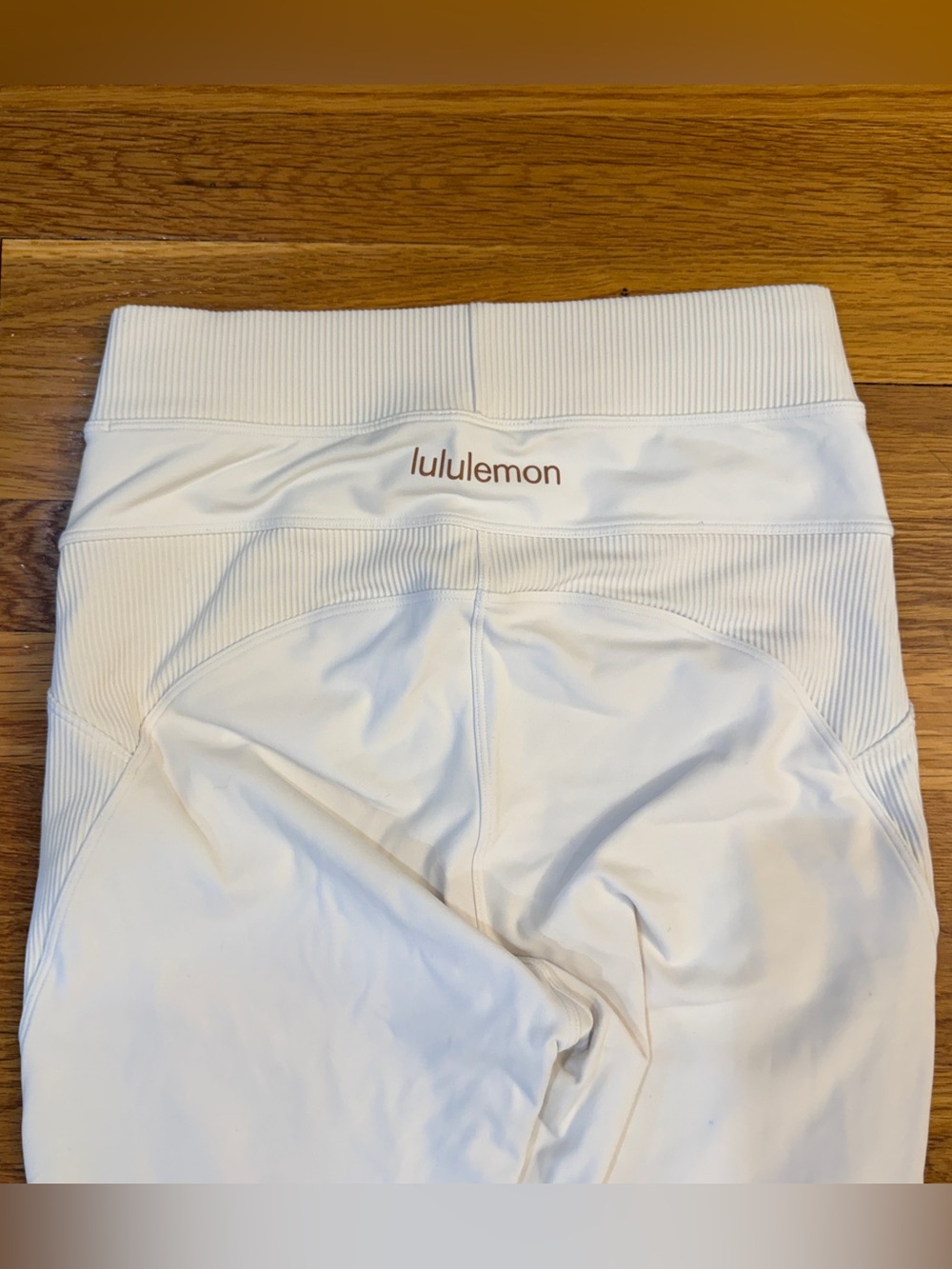 Lululemon New Ambition Super High-Rise Tight Leggings White - Size Est. 4 *FLAW - Picture 5 of 8